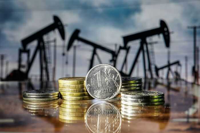 Доходы России от нефтегазового сектора упадут на 15%, согласно прогнозу Минэкономики