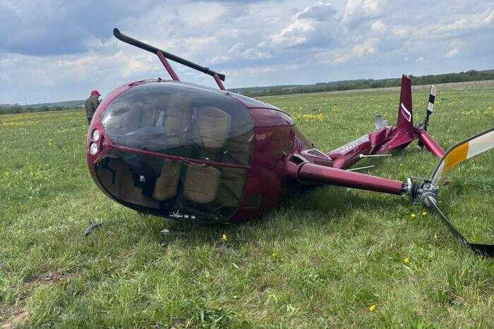 Robinson R66 совершил жёсткую посадку под Одинцово и упал на бок