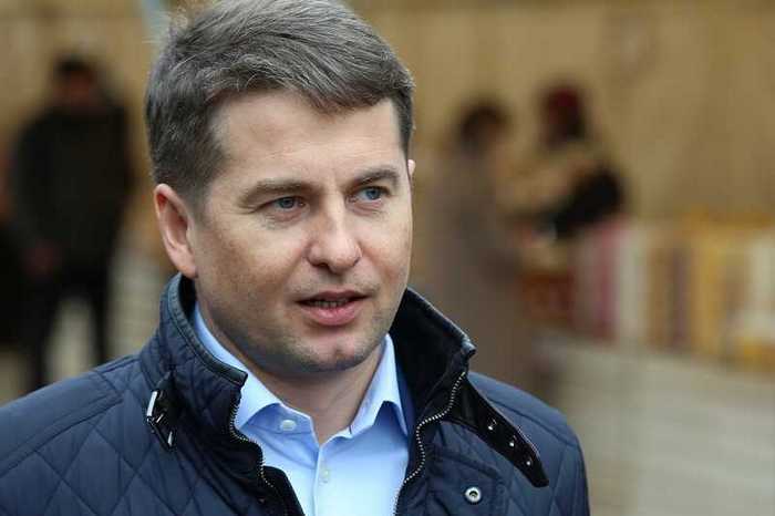 Чиновник с уголовным наследством: как Алексей Немерюк встроил бизнес отца в структуру мэрии
