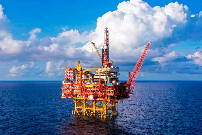 Китай накапливает рекордные объемы нефти третий месяц подряд