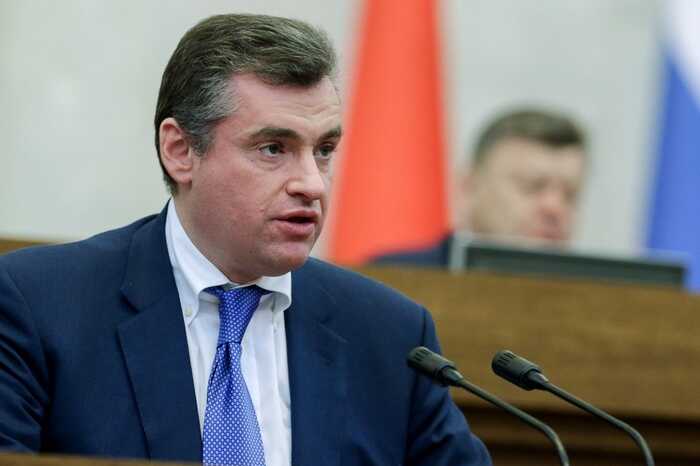 На ПМЭФ глава ЛДПР Слуцкий уснул, будучи одним из докладчиков мероприятия