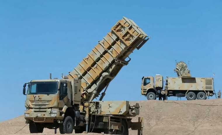 Иран атакует базы США в Катаре ракетами