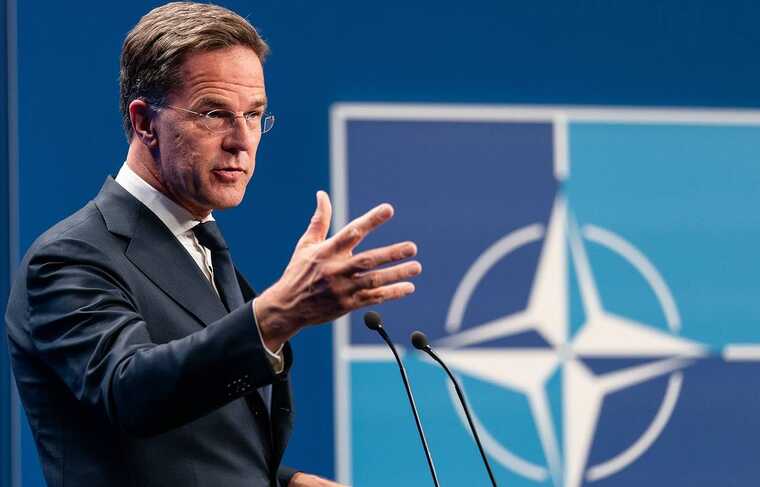 Генсек НАТО назвал несерьезными переговоры с Украиной