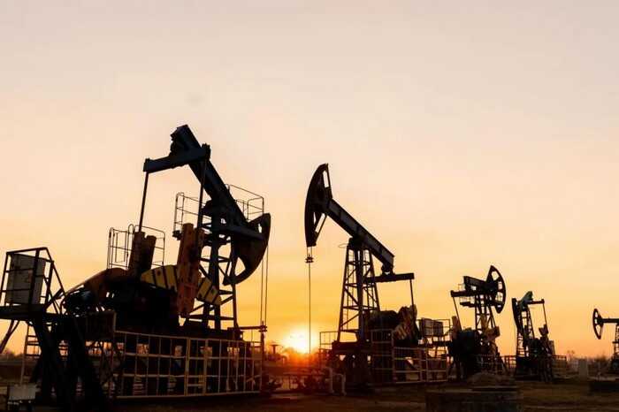 Нефтяной экспорт России просел из-за логистических проблем