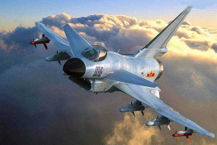 Китай начал поставки истребителей J-10C в Иран после снятия ограничений