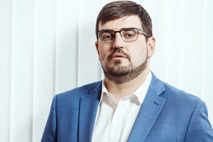 Объявленный в розыск чиновник из Химок Николай Минаев выехал за границу