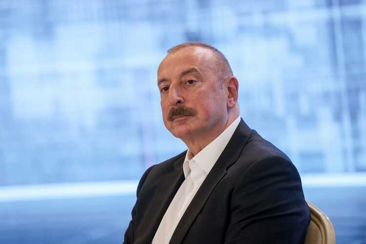 Баку намерен привлечь Россию к ответственности за инцидент с самолётом AZAL