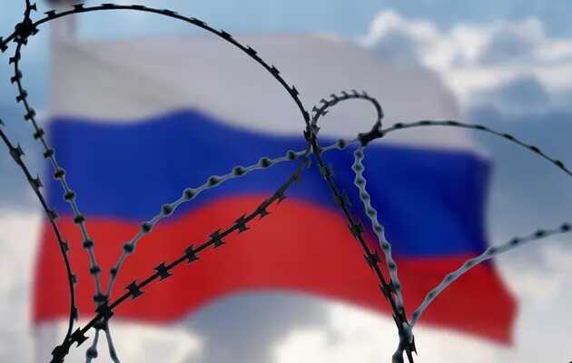 ЕС активировал 18-й пакет санкций против России с запретами на банки и нефтяной экспорт