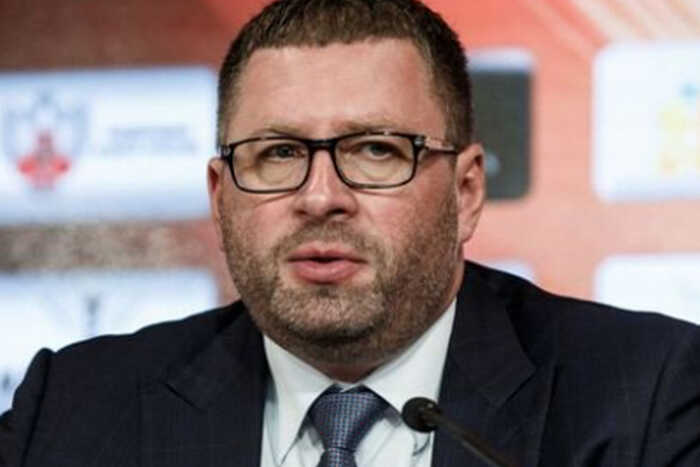 Вице-президент РМК организовал цепочку вывода валюты и списания долгов через фиктивные компании и нерезидентов