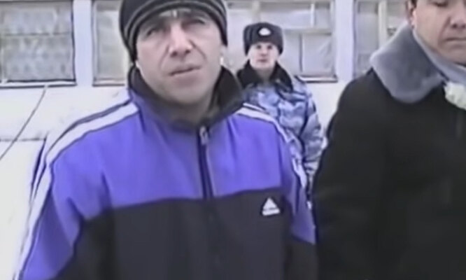 Во время следственных экспериментов Заманов охотно показывал, как убивал людей. Абдуфатто Заманов